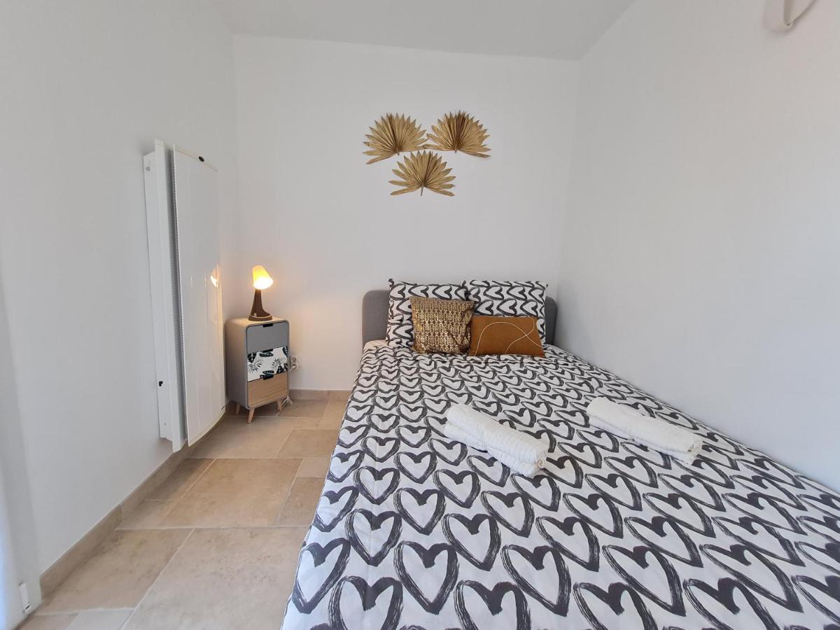 Bel Appartement Renove, Avec Terrasse Et Piscine La Croix-Valmer Bagian luar foto