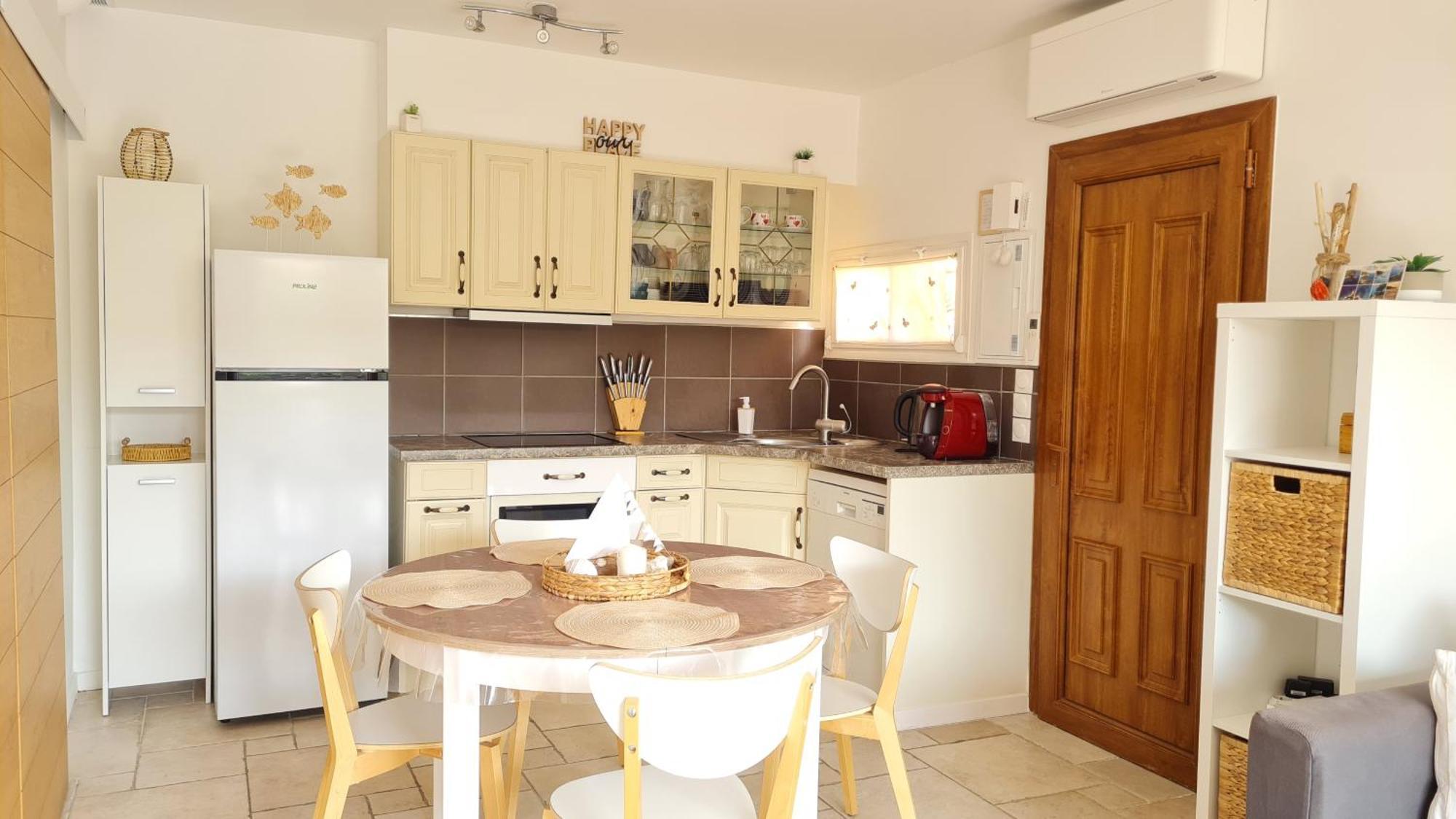 Bel Appartement Renove, Avec Terrasse Et Piscine La Croix-Valmer Bagian luar foto
