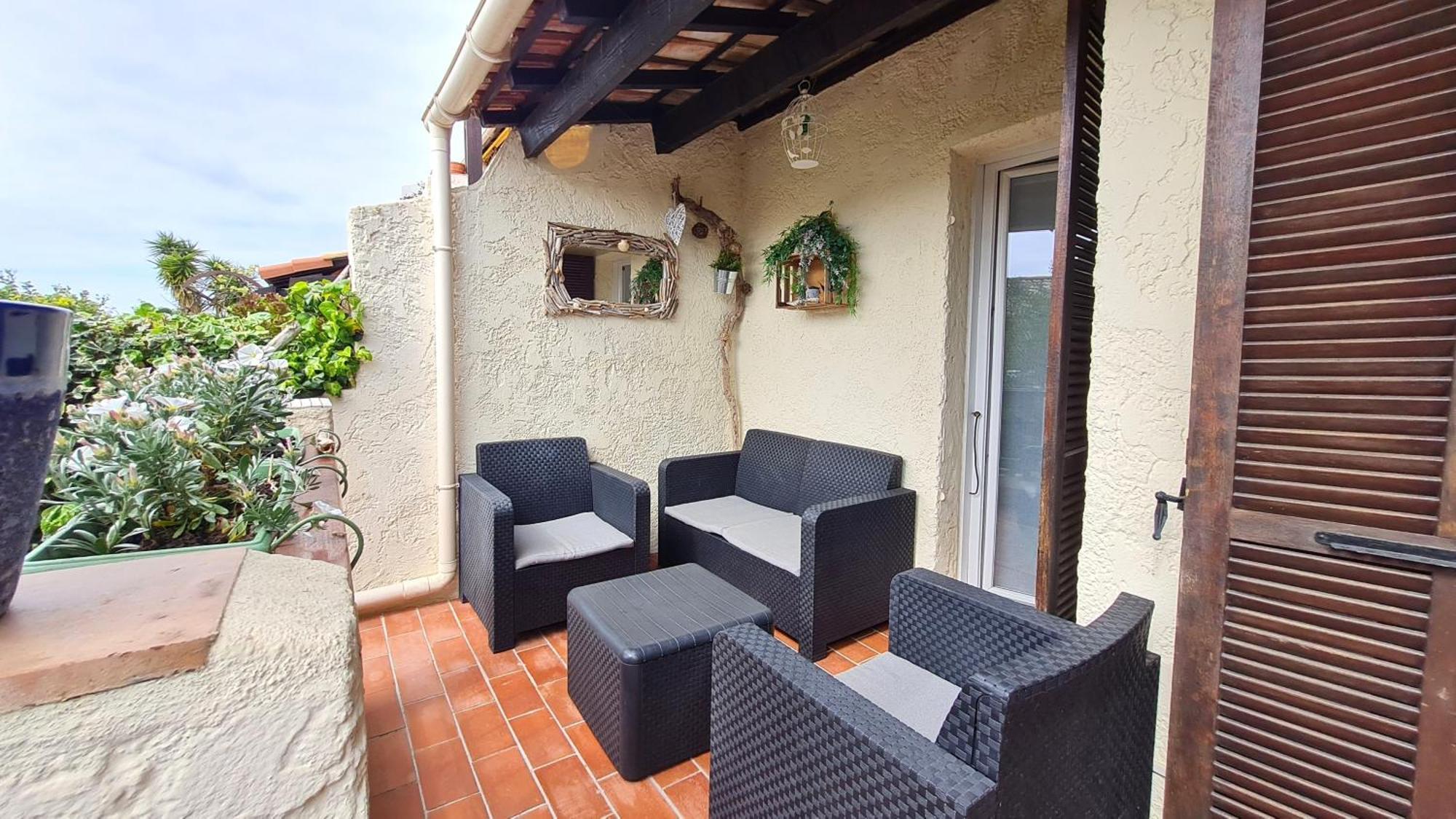 Bel Appartement Renove, Avec Terrasse Et Piscine La Croix-Valmer Bagian luar foto